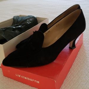 Liz Claiborne Vintage Izzy Suede Dress shoes